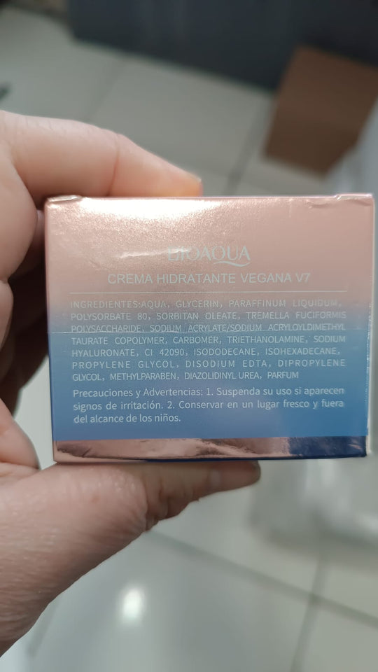 CREMA REVITALIZANTE V7 / ACLARADOR MAGICO VEGANA